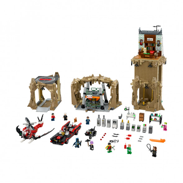 Конструктор LEGO Коллекционные наборы 76052 Логово Бэтмена в Комсомольске-на-Амуре