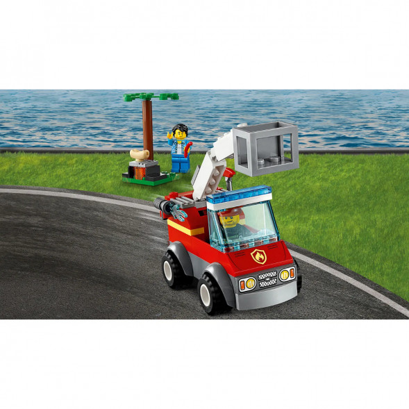 Конструктор LEGO City Fire 60212 Пожар на пикнике в Комсомольске-на-Амуре