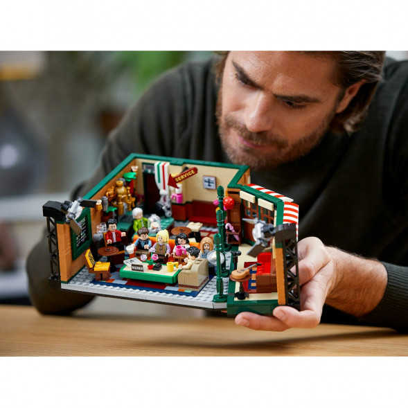 Конструктор LEGO Ideas 21319 Центральный парк Кафе Друзей в Комсомольске-на-Амуре