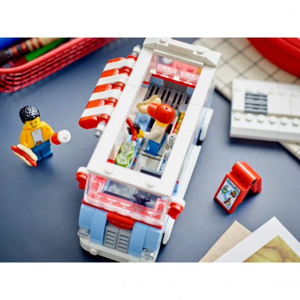 Конструктор LEGO Icons 40681 Ретро фуд трак в Комсомольске-на-Амуре
